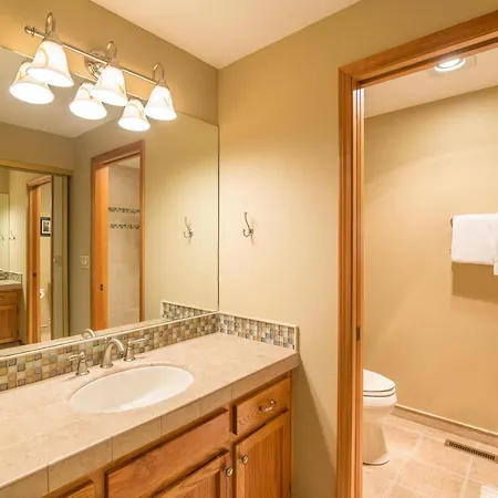 Stunning Condo, 2 Masters, Amazing View, Sharc Passes, Bikes Sunriver Exterior photo